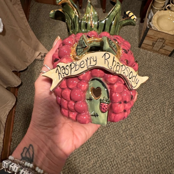 Blue Sky Clayworks Raspberry Rhapsody Large House Tealight Votive Candle Holder - Picture 2 of 6